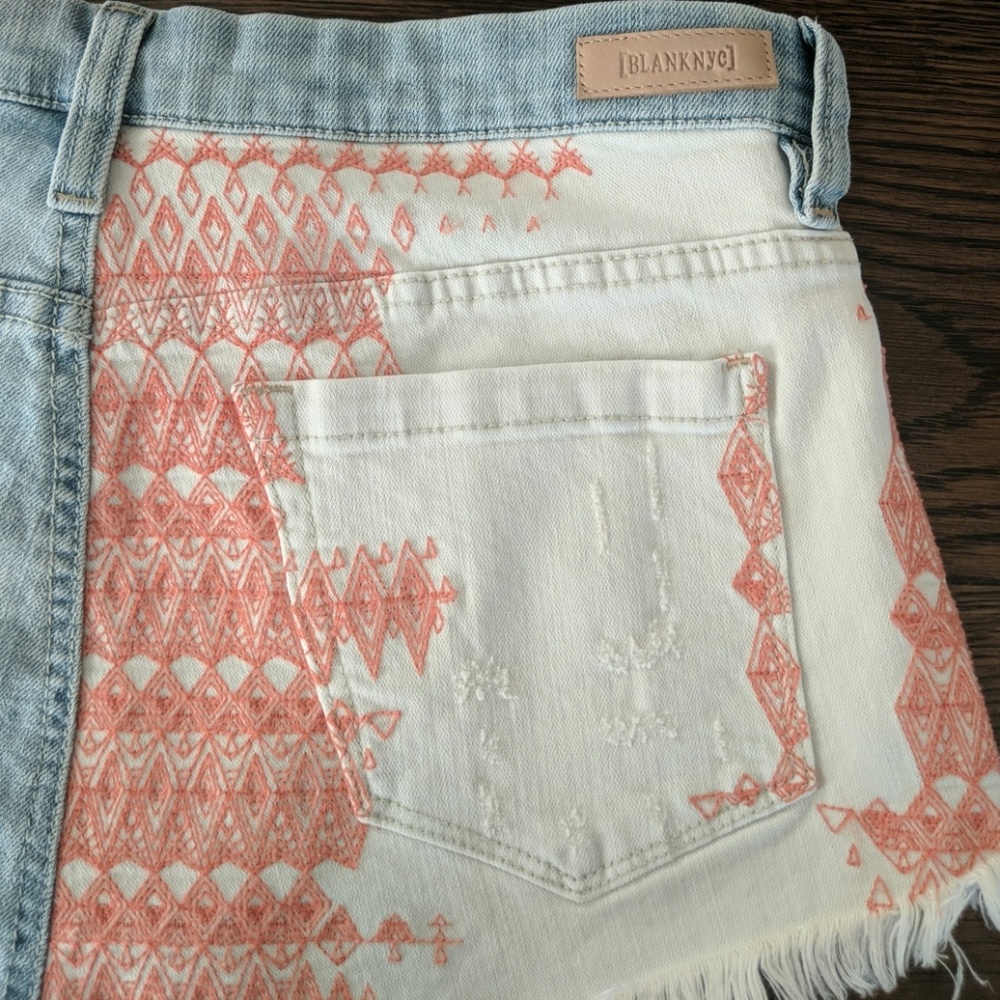 Blank NYC little queenie shorts - Picture 4 of 6